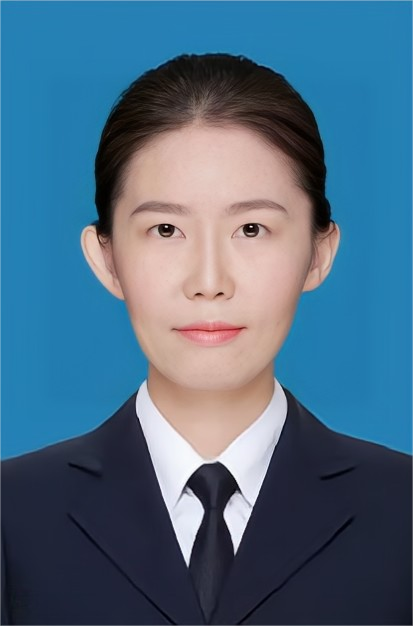 闫育蕾 律师